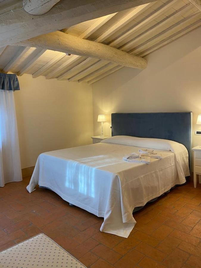 Relais Maria Cristina Bed and Breakfast Chianni Exteriör bild