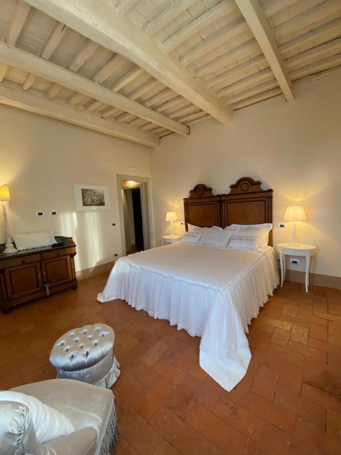 Relais Maria Cristina Bed and Breakfast Chianni Exteriör bild