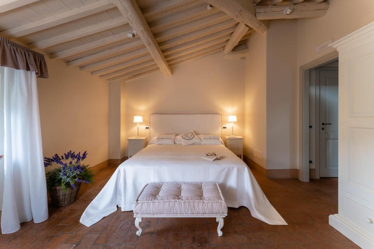 Relais Maria Cristina Bed and Breakfast Chianni Exteriör bild