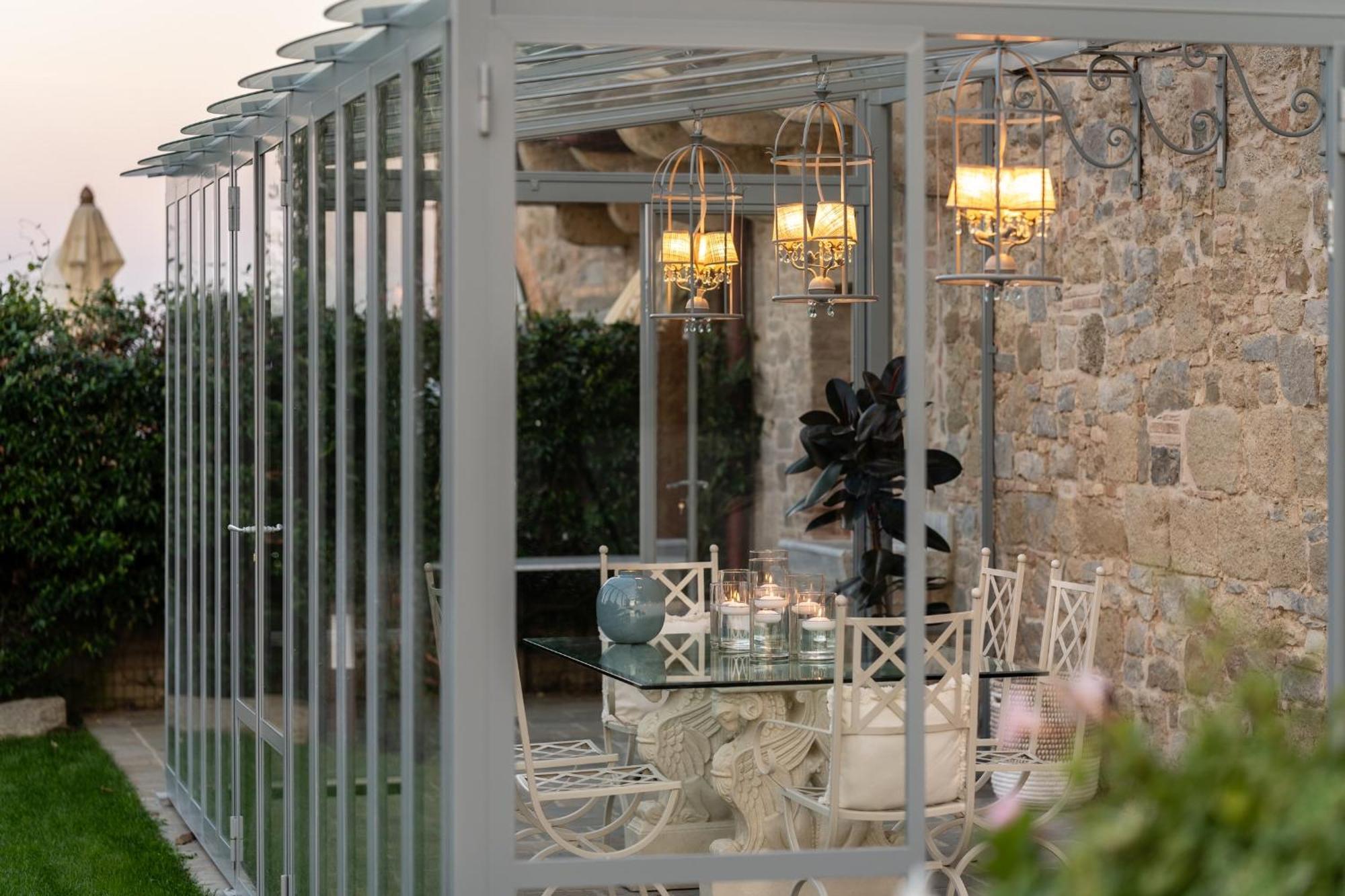 Relais Maria Cristina Bed and Breakfast Chianni Exteriör bild